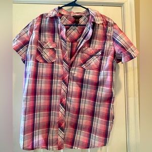 Pink Plaid Short-Sleeve Button up